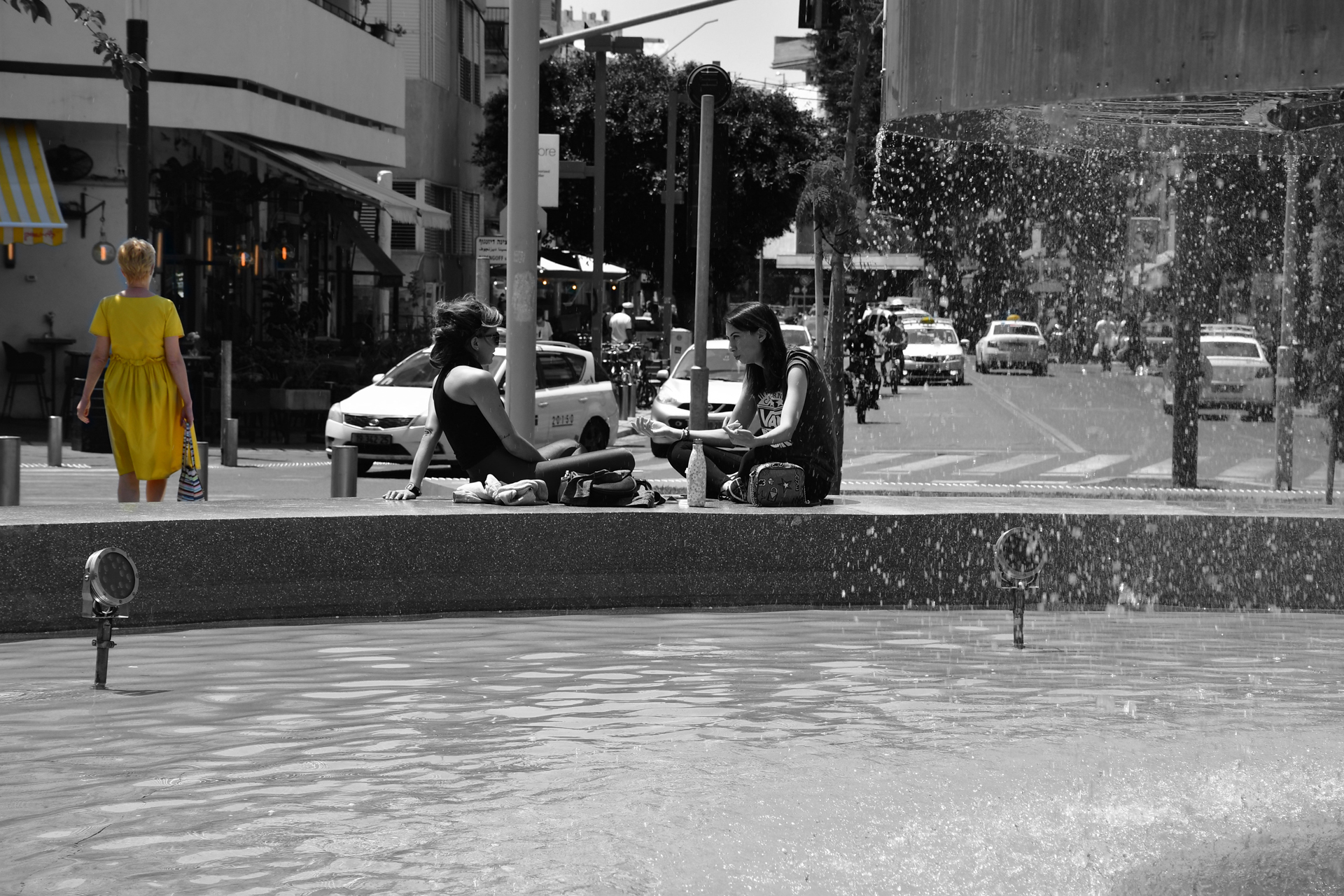 יואל שתרוג - אדמה יוצרת - yoel sitruk -כיכר דיזינגוף תל אביב - הזמן הצהוב - קורונה