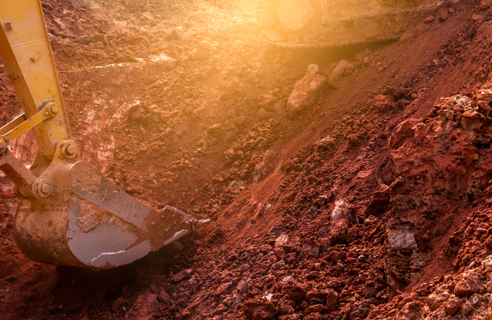 Navigating Challenges in Commercial Dirt Excavation