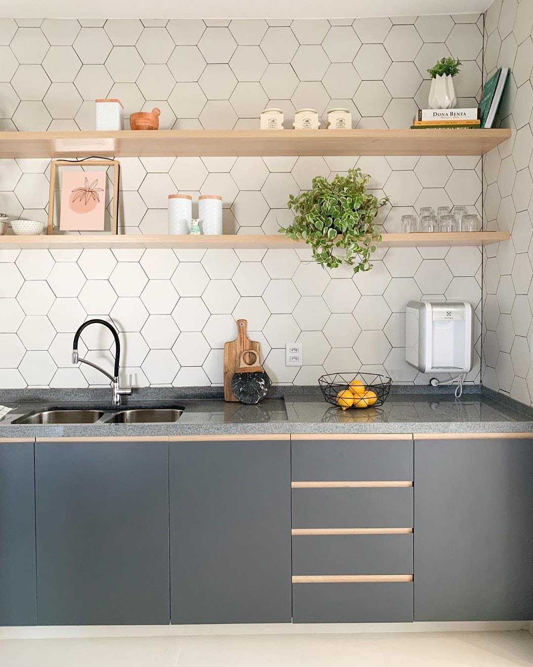cozinha revestimento hexagonal branco