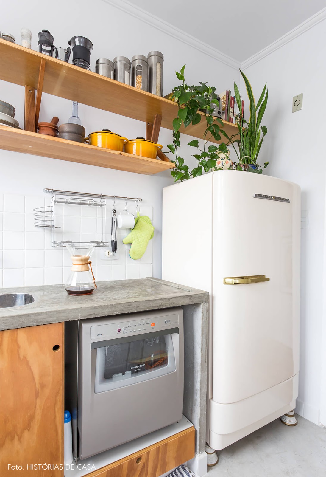 decoração cozinha com prateleiras