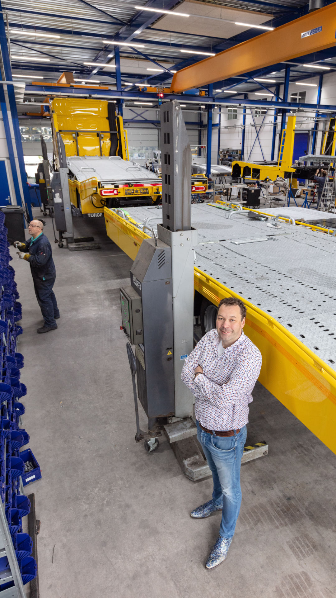 Frank Speelman in het bedrijf Tijhof Autotransportsystemen