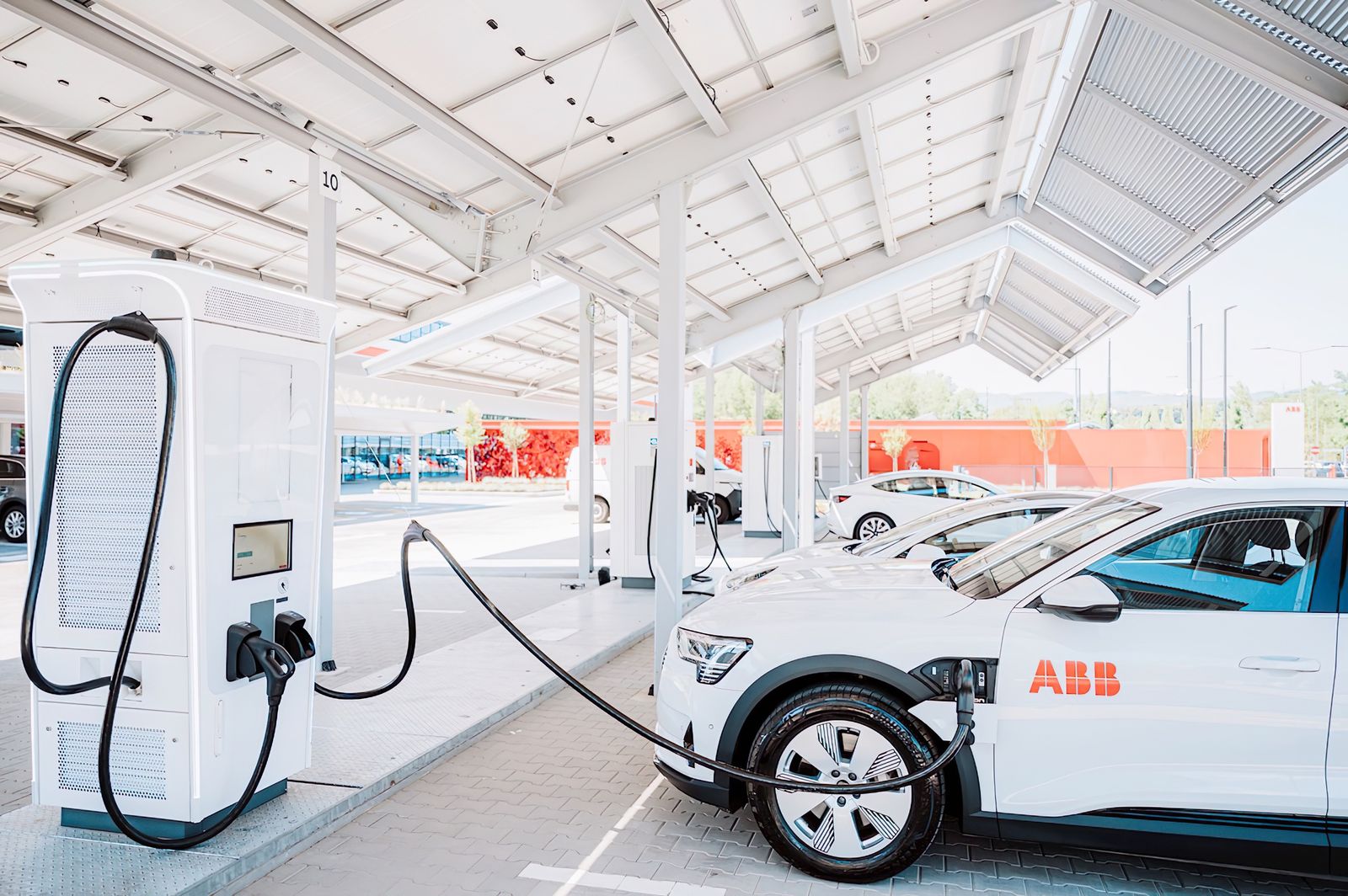 The 5 biggest electric vehicle charging companies — ChargeLab