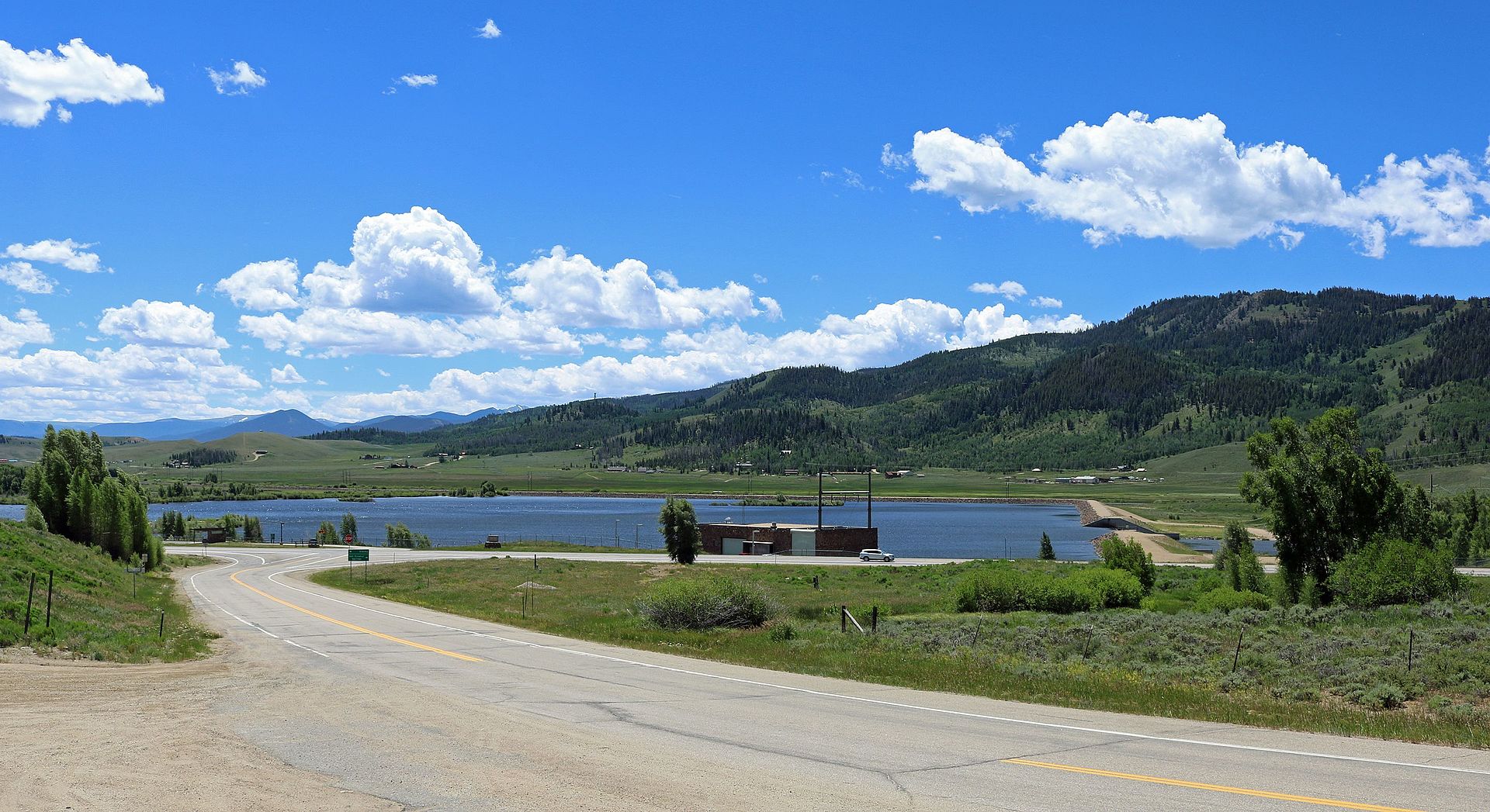 windy-gap-reservoir-pic