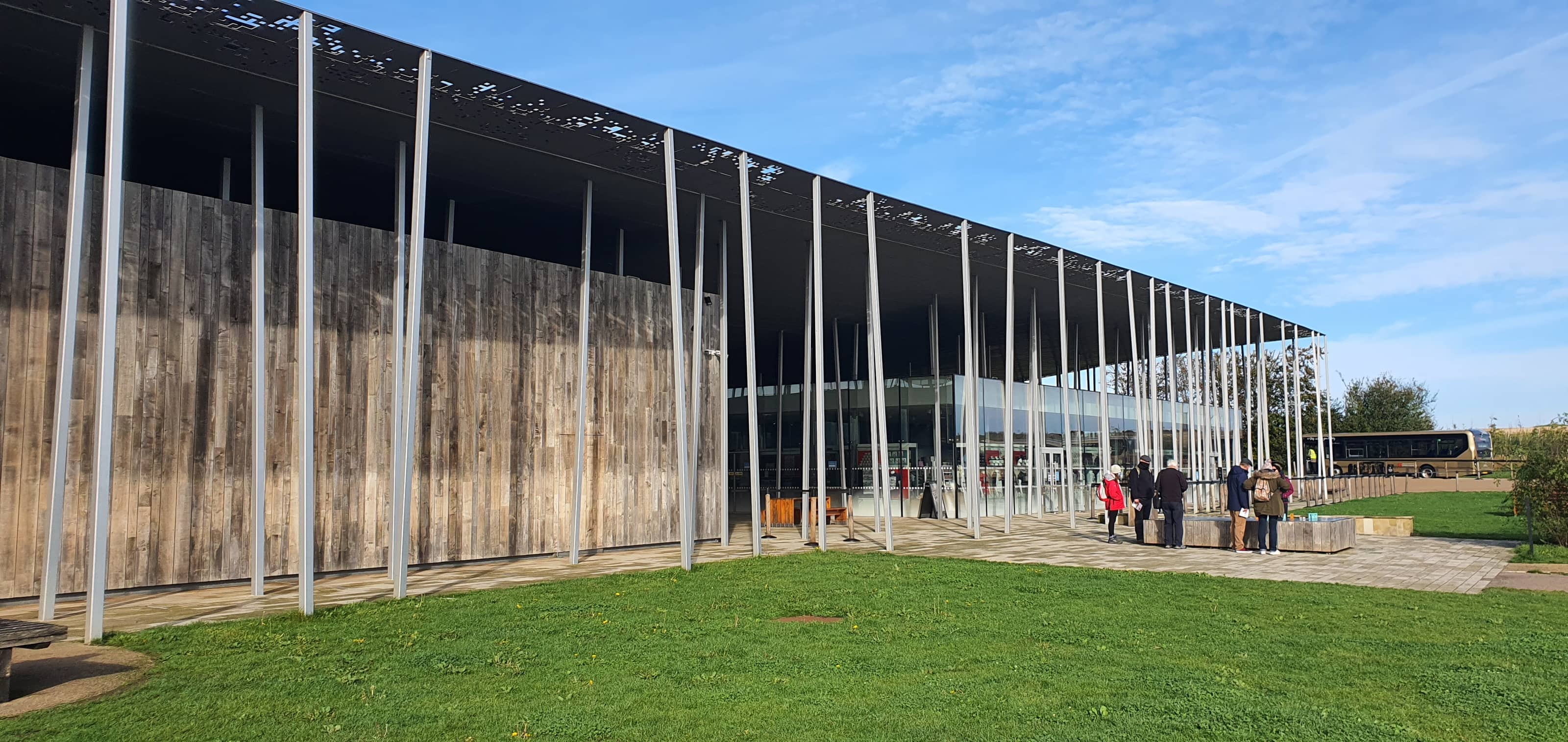 Stonehenge & London Open Top Bus. London Departure