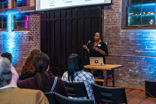 Accelerator Pitch Event-72.jpg
