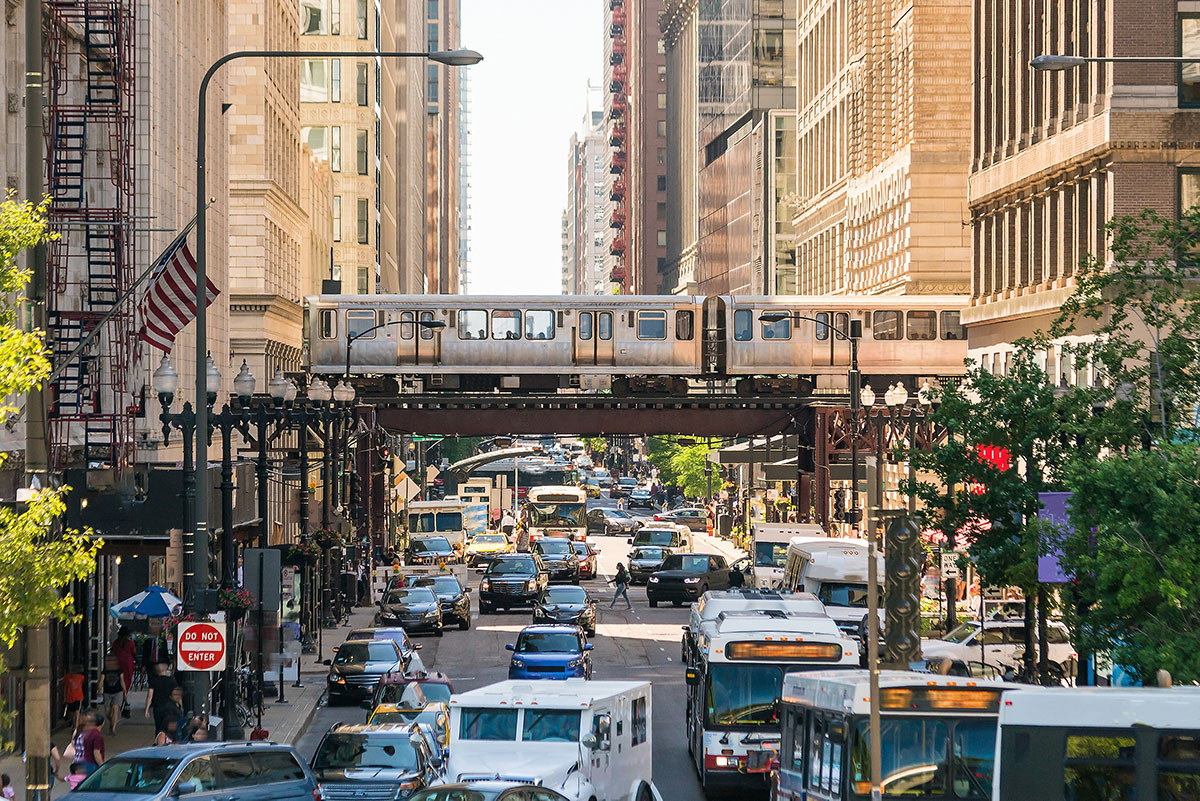 bustling street and traffic downtown Chicago