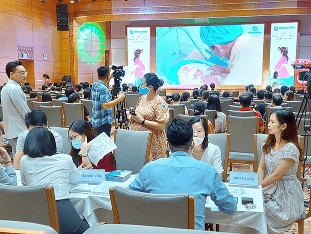 Bàn tư vấn dành cho các mẹ bầu
