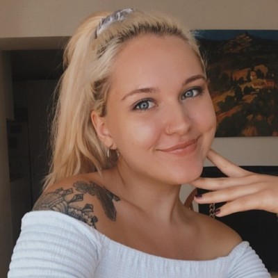 Skyla Valade