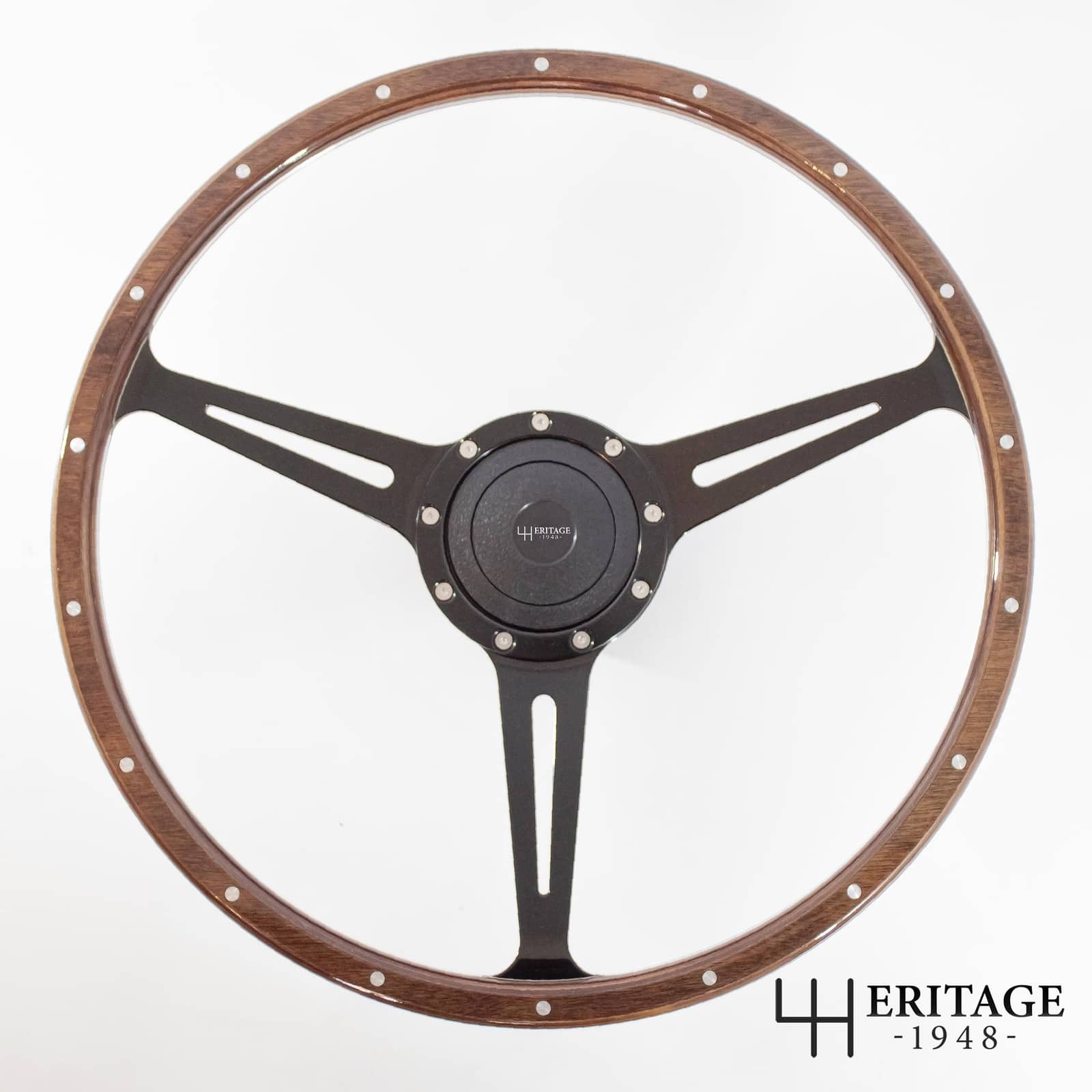 Heritage 1948 Land Rover Steering Wheels