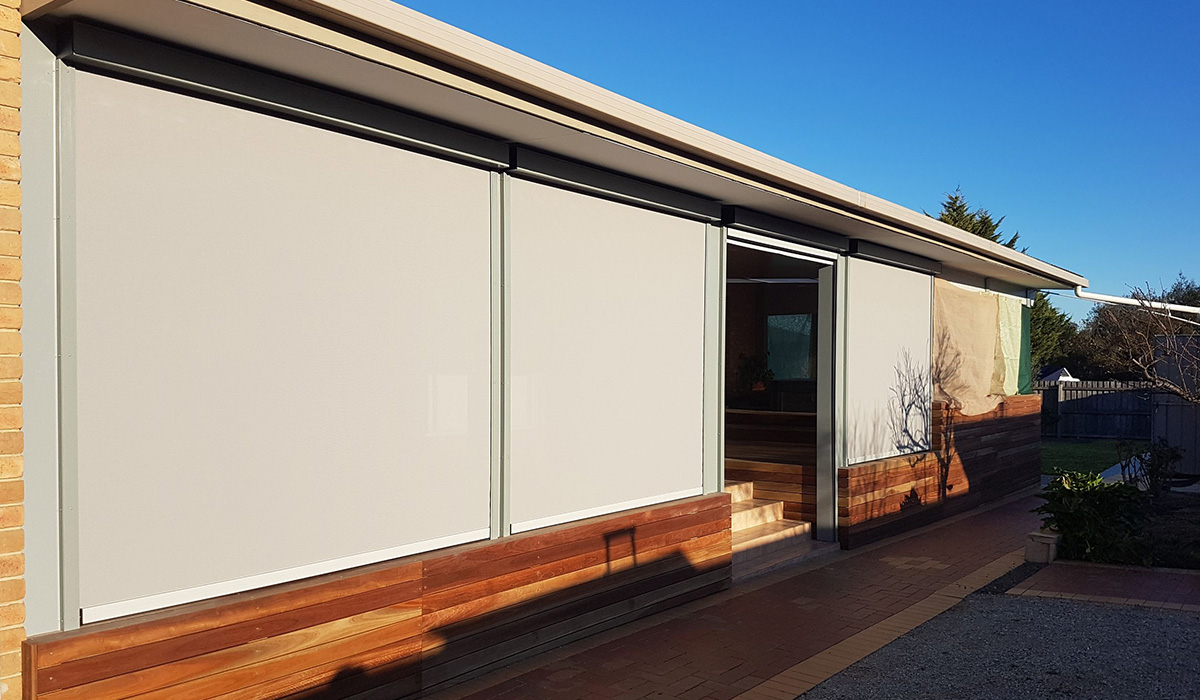 Blinds to Enclose Decking/Alfresco Area Melbourne, Bravewood Blind Installation Specialists
