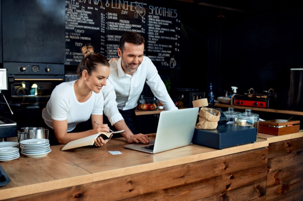 restaurant marketing content