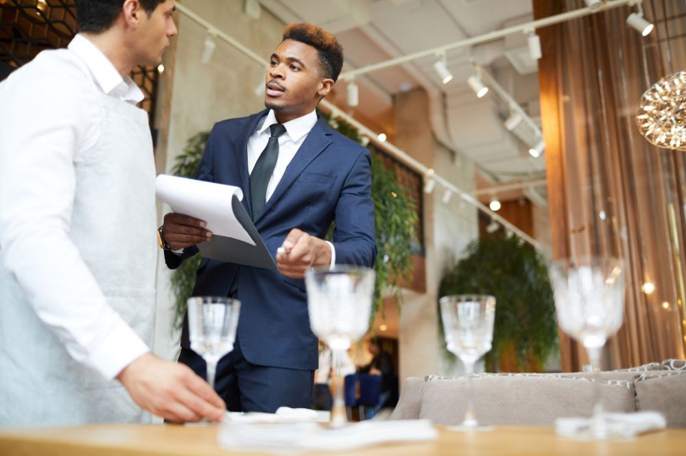 hiring restaurant employees