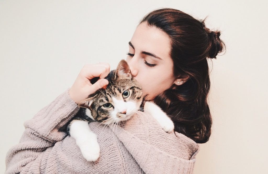 The importance of spay/neuter programs help with a lesson in responsible pet ownership.
