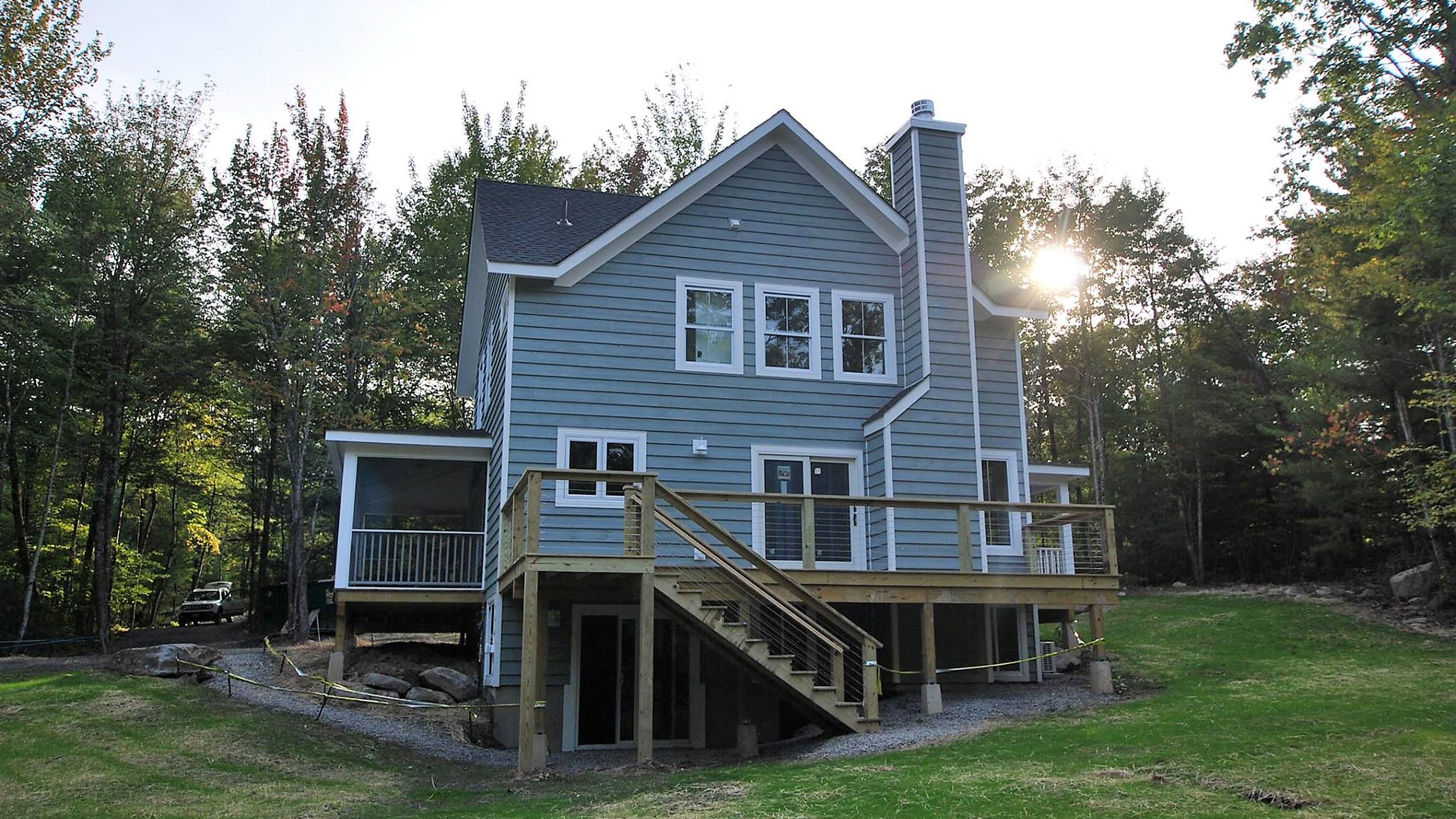 Farmhouse 42 / Kerhonkson, NY Real Estate / Catskill Farms