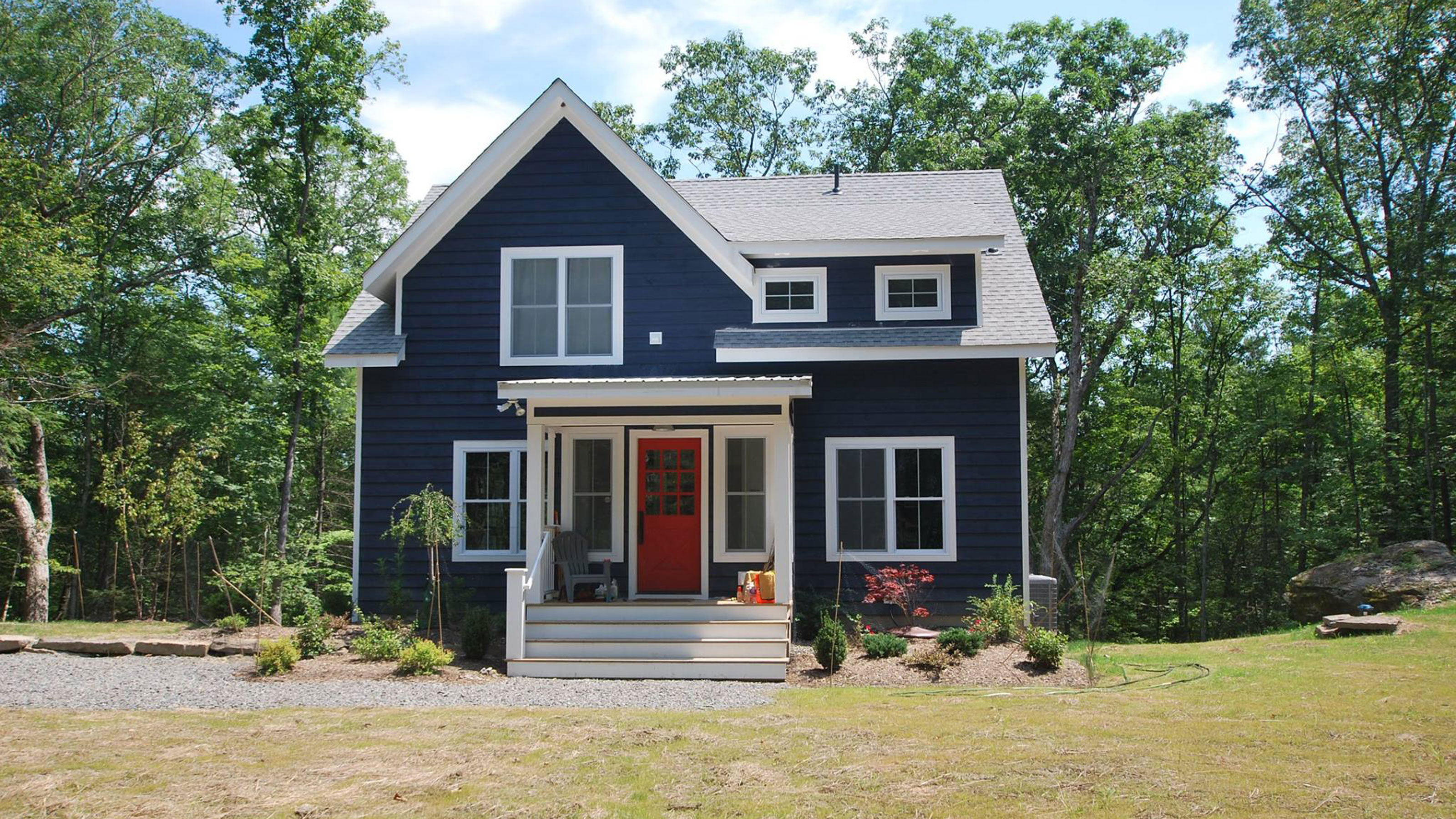 Farmhouse 39 / Saugerties, NY Real Estate / Catskill Farms