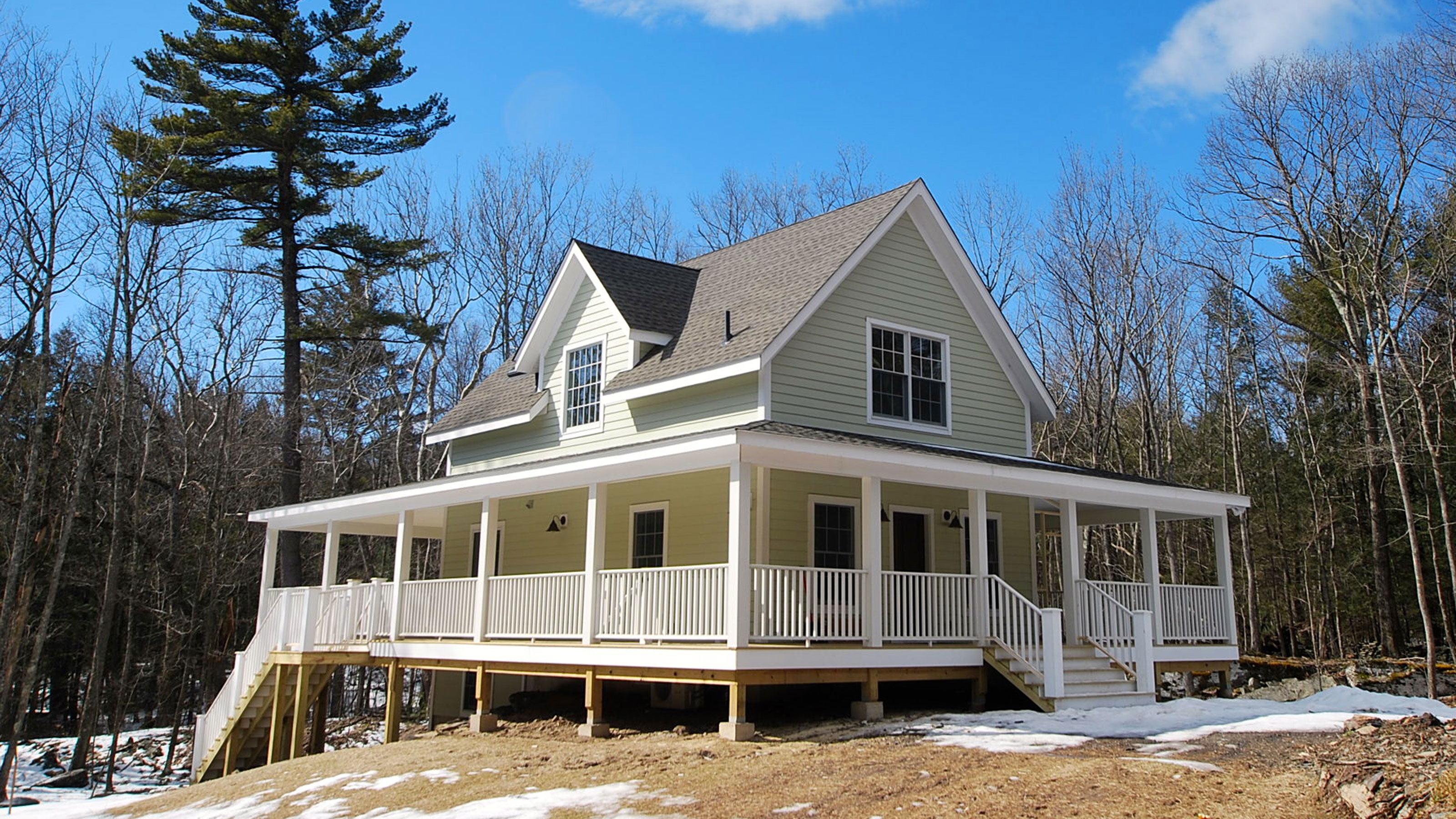 Glasco Cottage / Woodstock, NY Real Estate / Catskill Farms