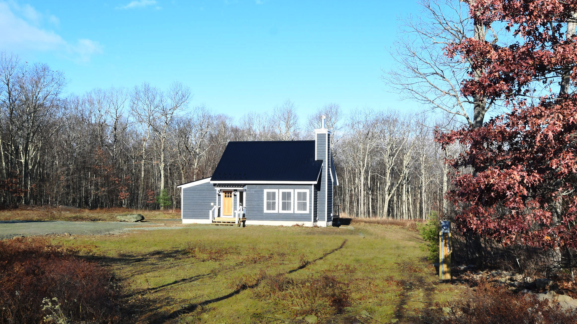 Mini Barn 06 / Narrowsburg, NY Real Estate / Catskill Farms