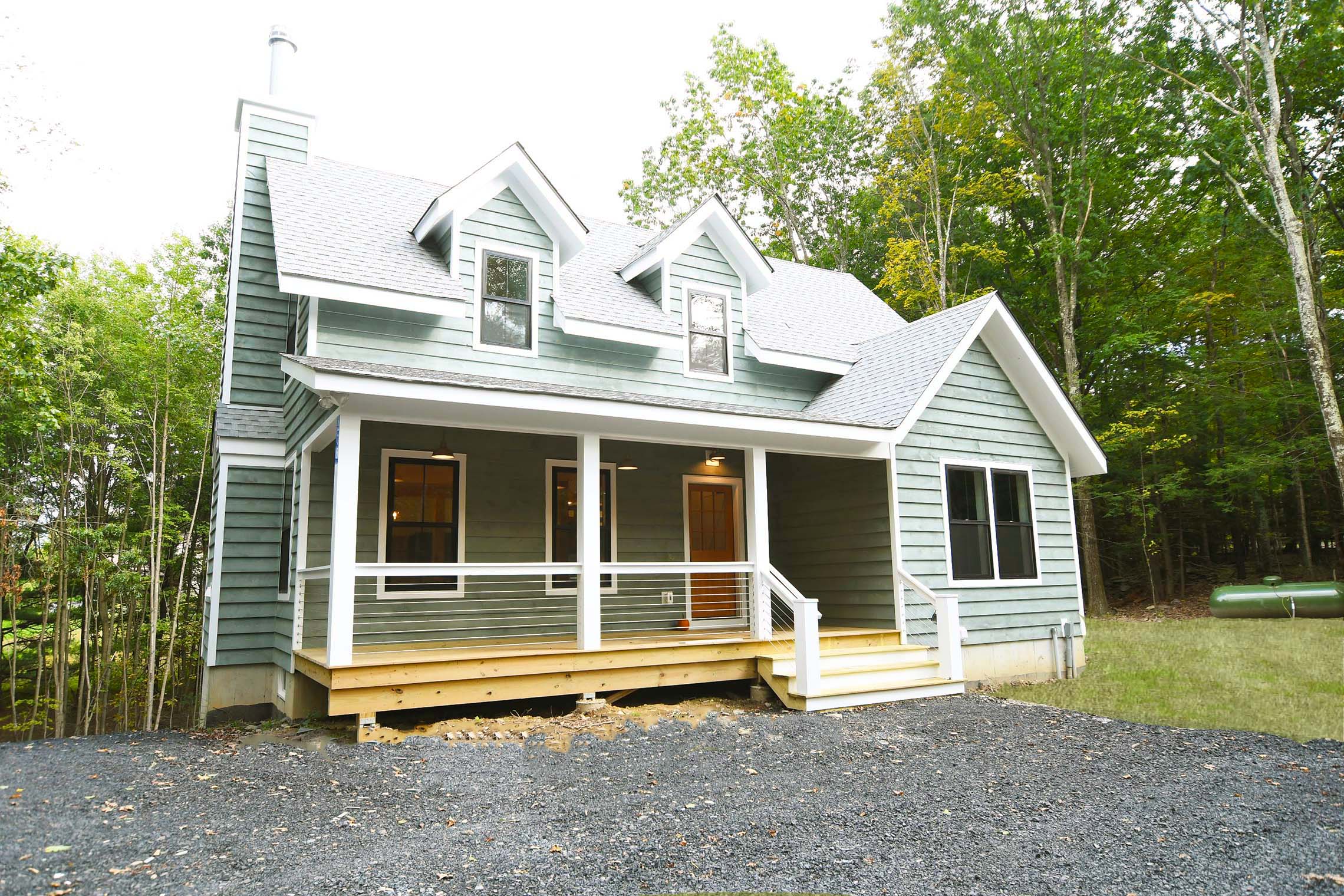 Farmhouse 65 / Saugerties, NY Real Estate / Catskill Farms
