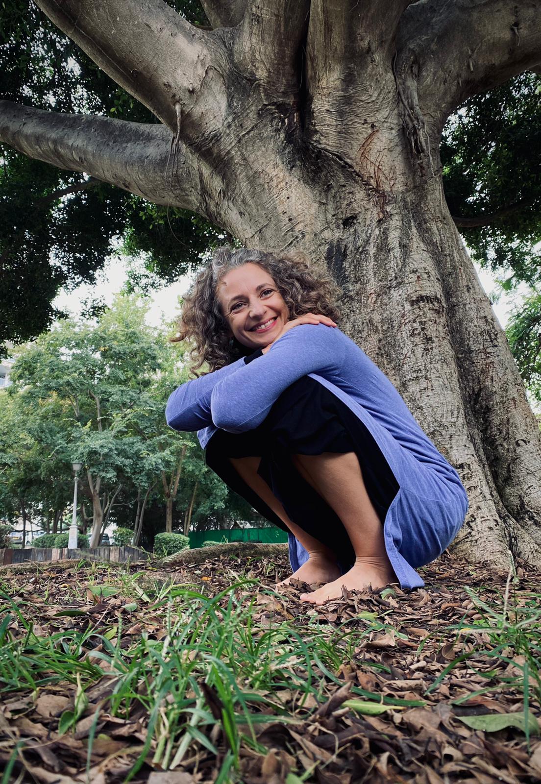 שעורי יוגה נשית בחורשה הקסומה