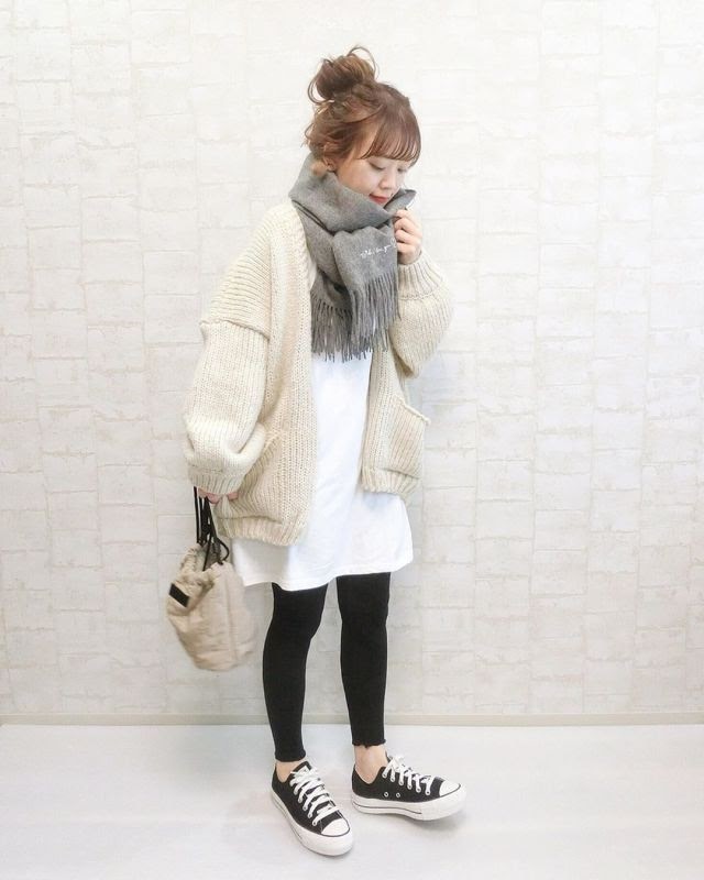 産後のファッション迷子に 赤ちゃんの成長に合わせたおすすめママコーデ15選 Drobe Magazine ファッションで素敵に 毎日を楽しく