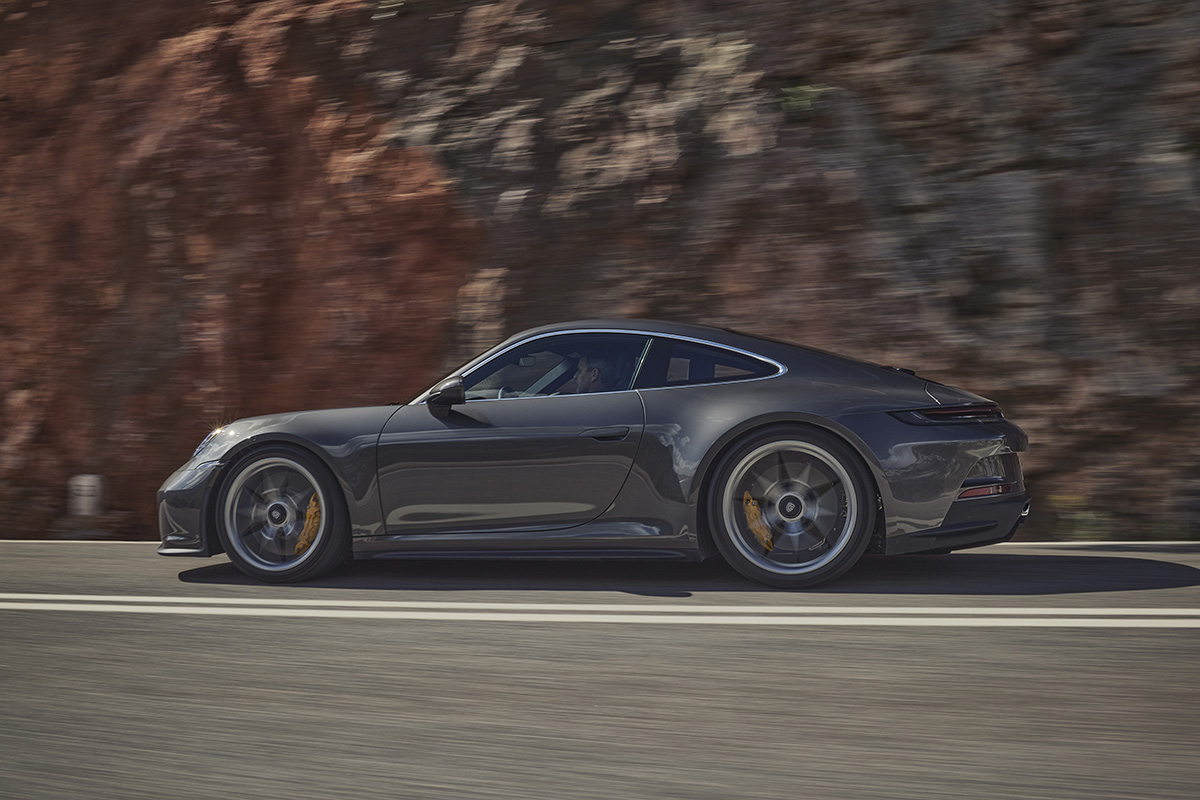 Porsche 911 GT3 Touring 2021
