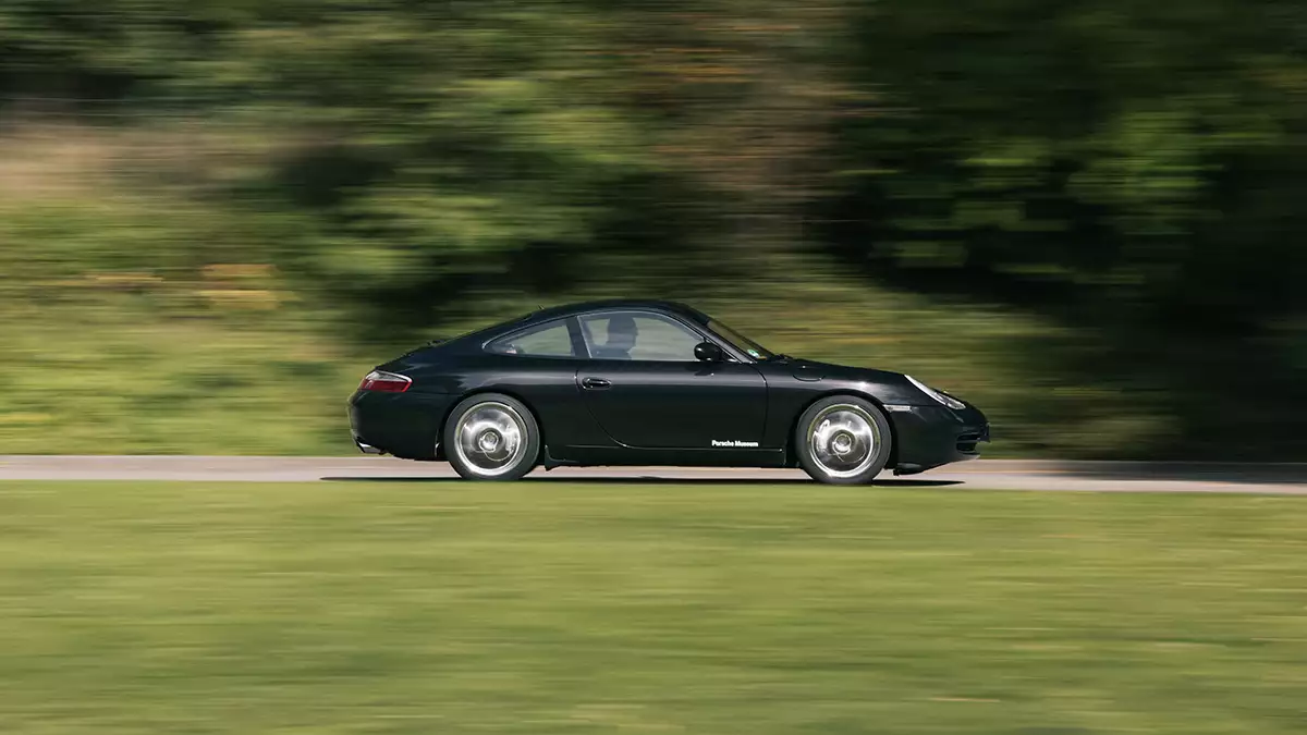Porsche 996