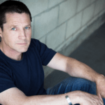 Headshot of Tim Guinee