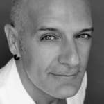 Headshot of Alberto del Saz