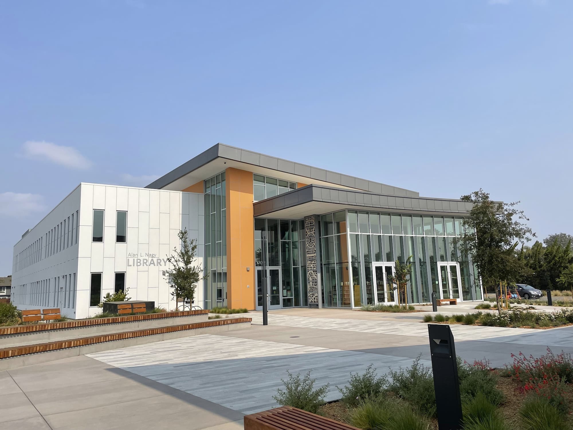 Newark Civic Center Library