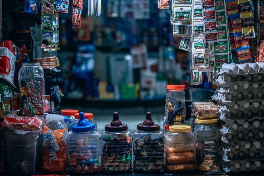 Leveraging Kirana Stores for a Symbiotic Delivery Model