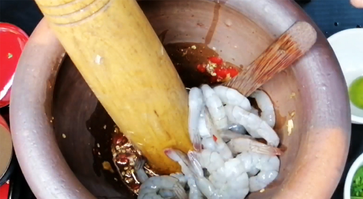 Trộn gỏi