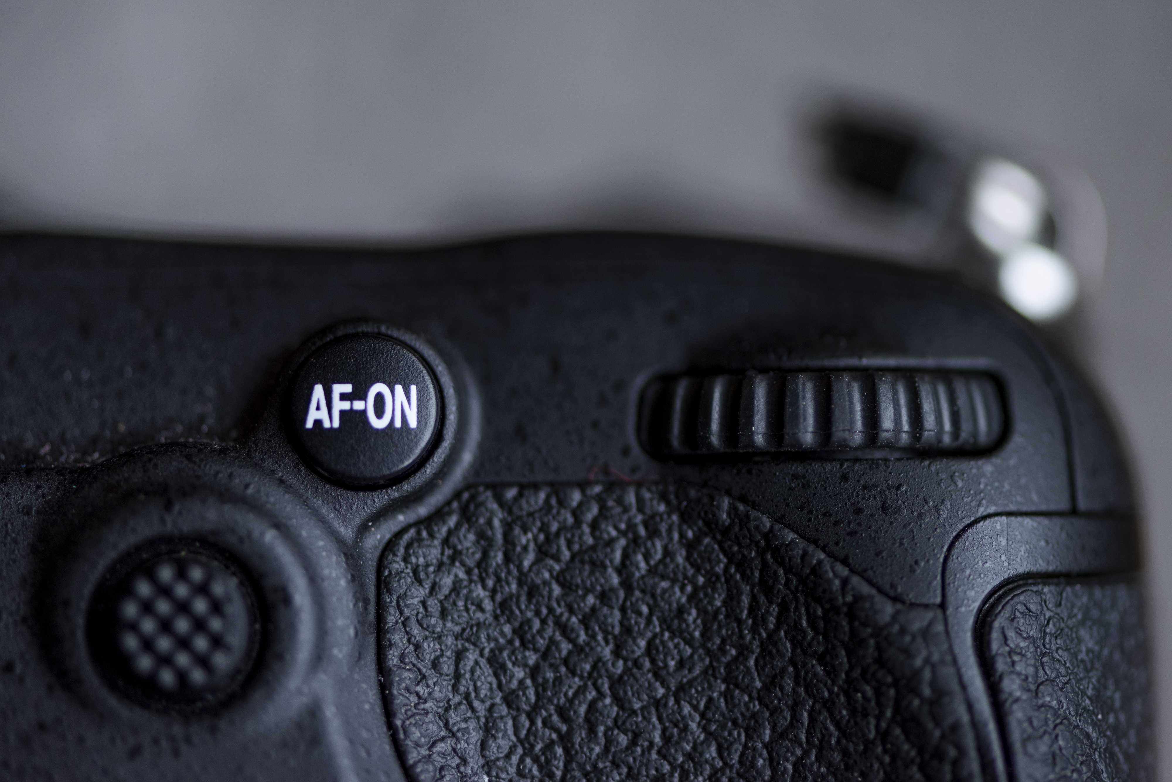 Close up of a DLRS with the AF-ON button