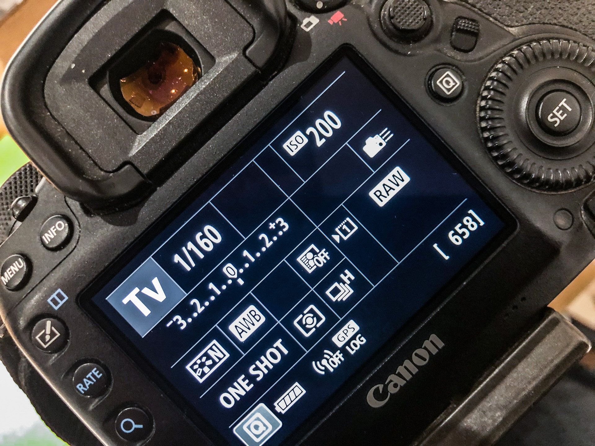 LCD screen of a DSLR showing the shutter speed