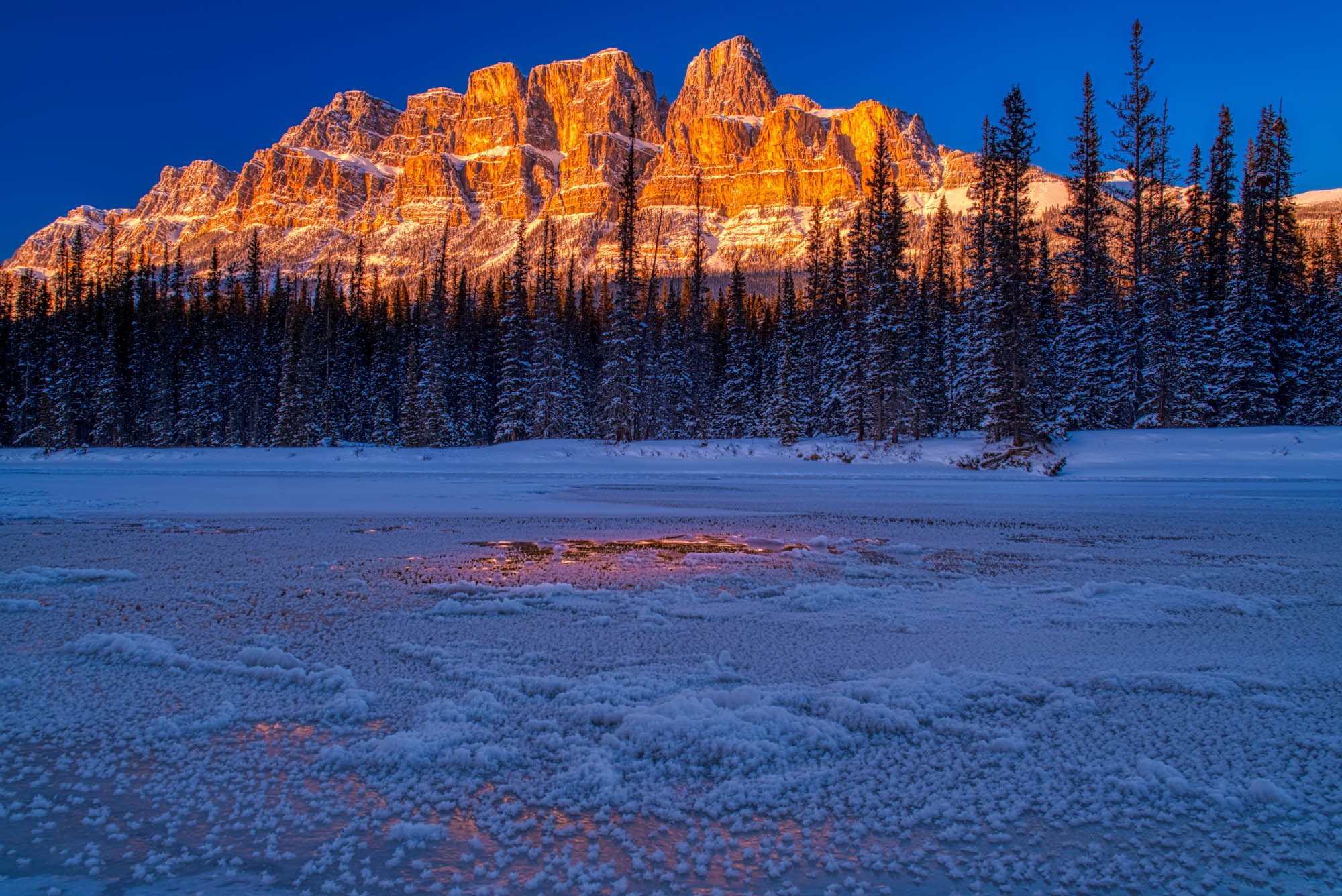 Castle Alpen Glow in Banff National Park, Canada