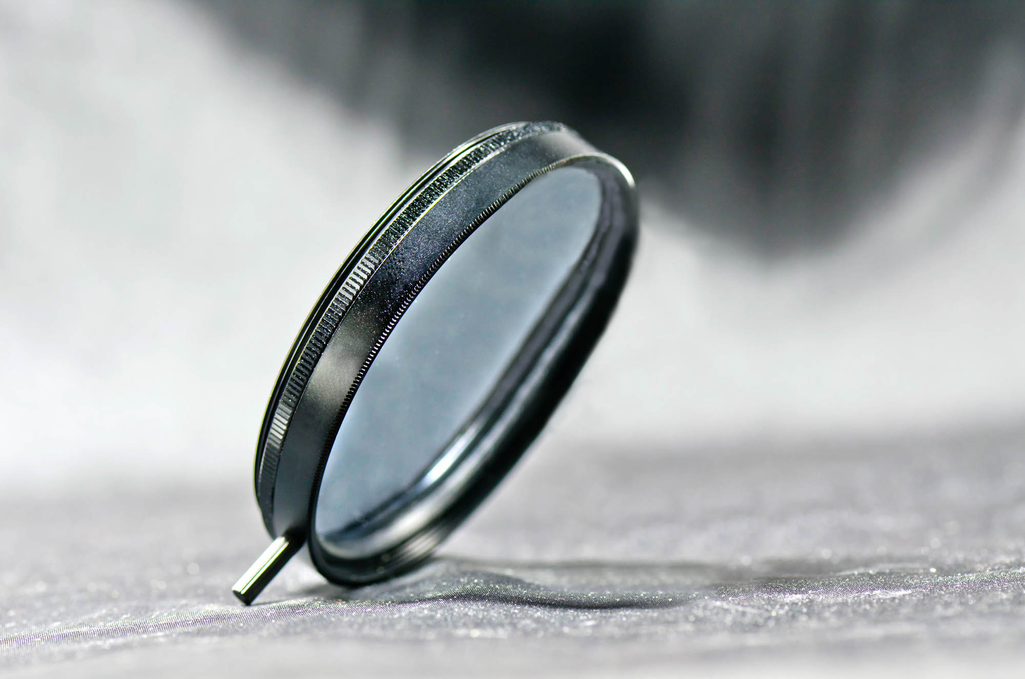 Screw-on circular polarizing filter