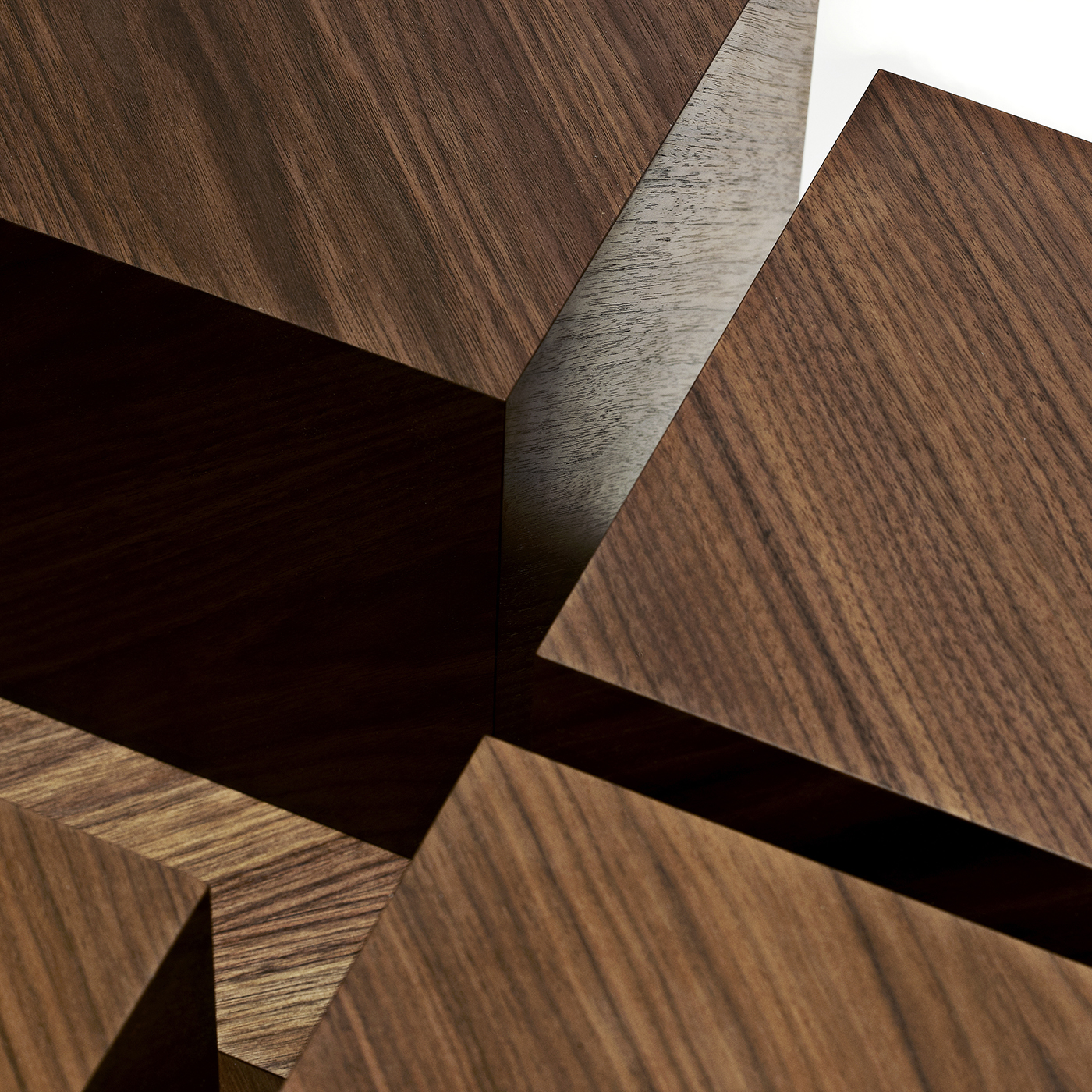 Magnetic Cubes
