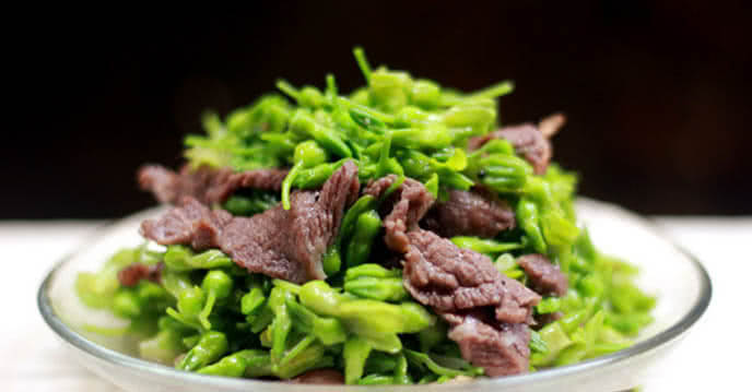 Hoa thiên lý xào bò
