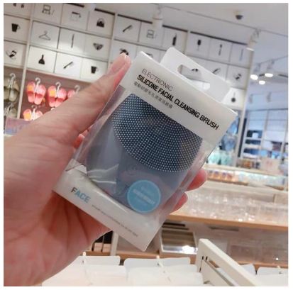 review máy rửa mặt miniso