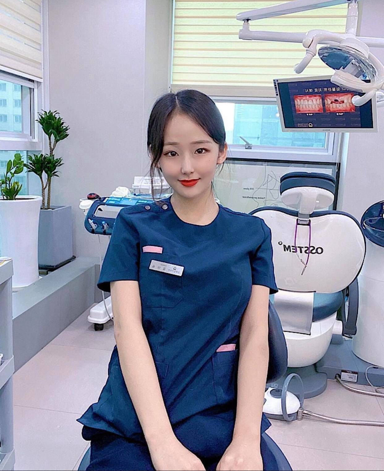 Nữ bác sĩ Hàn Quốc khiến dân tình "chao đảo" vì quá đẹp - 3