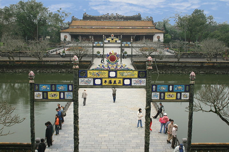 Huế