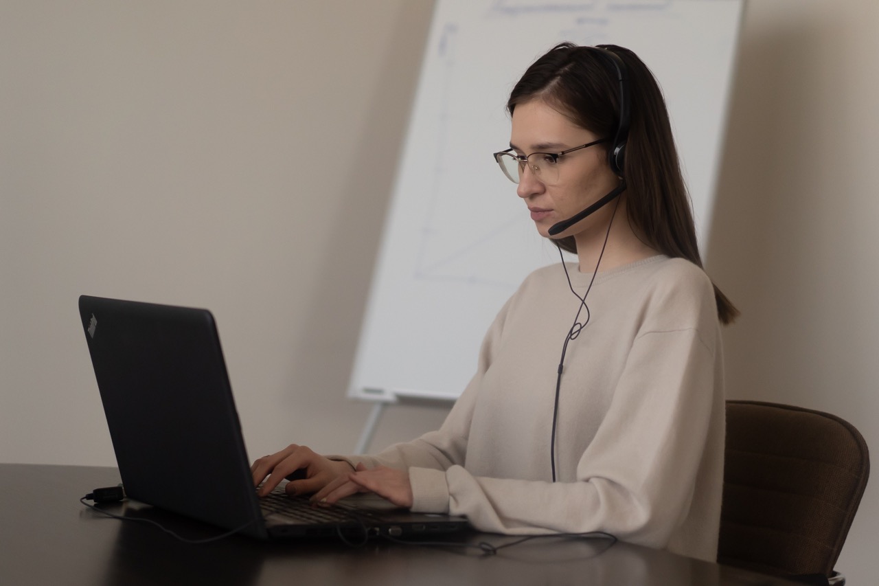 Automotive Sales Agent on Chat
