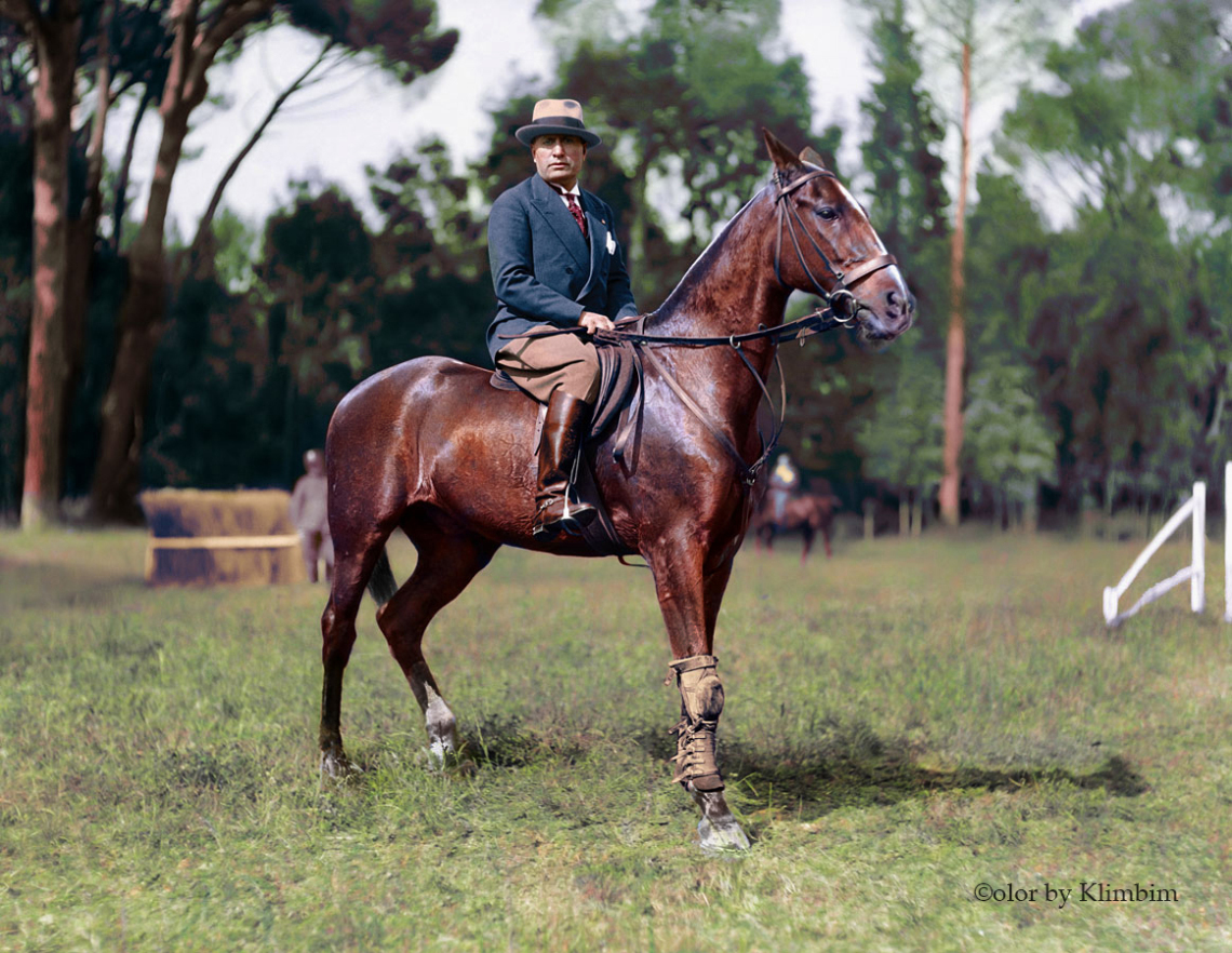 Mussolini-horse-color.jpg