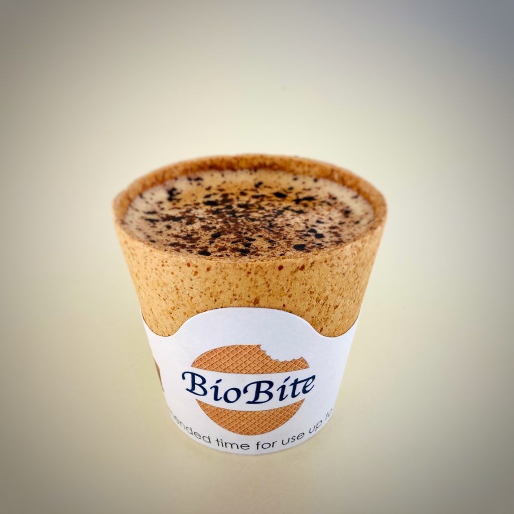 Manchester City Football Club is trialling edible coffee cups.