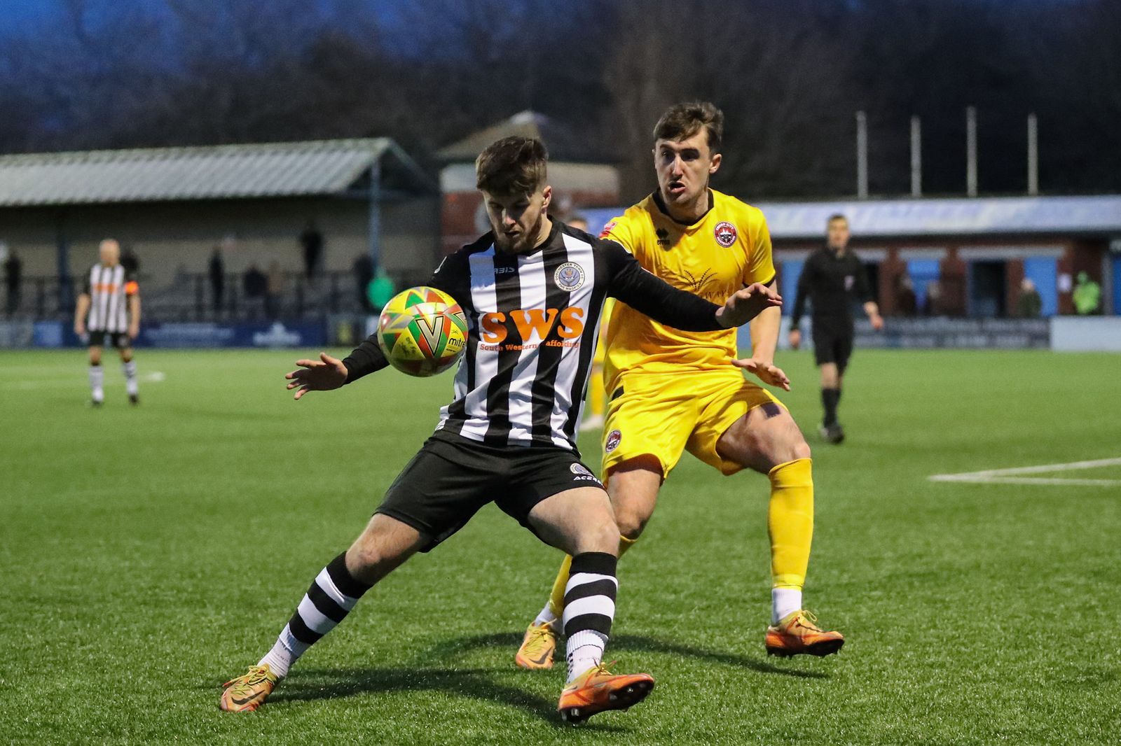 Preview Yate Town (H)