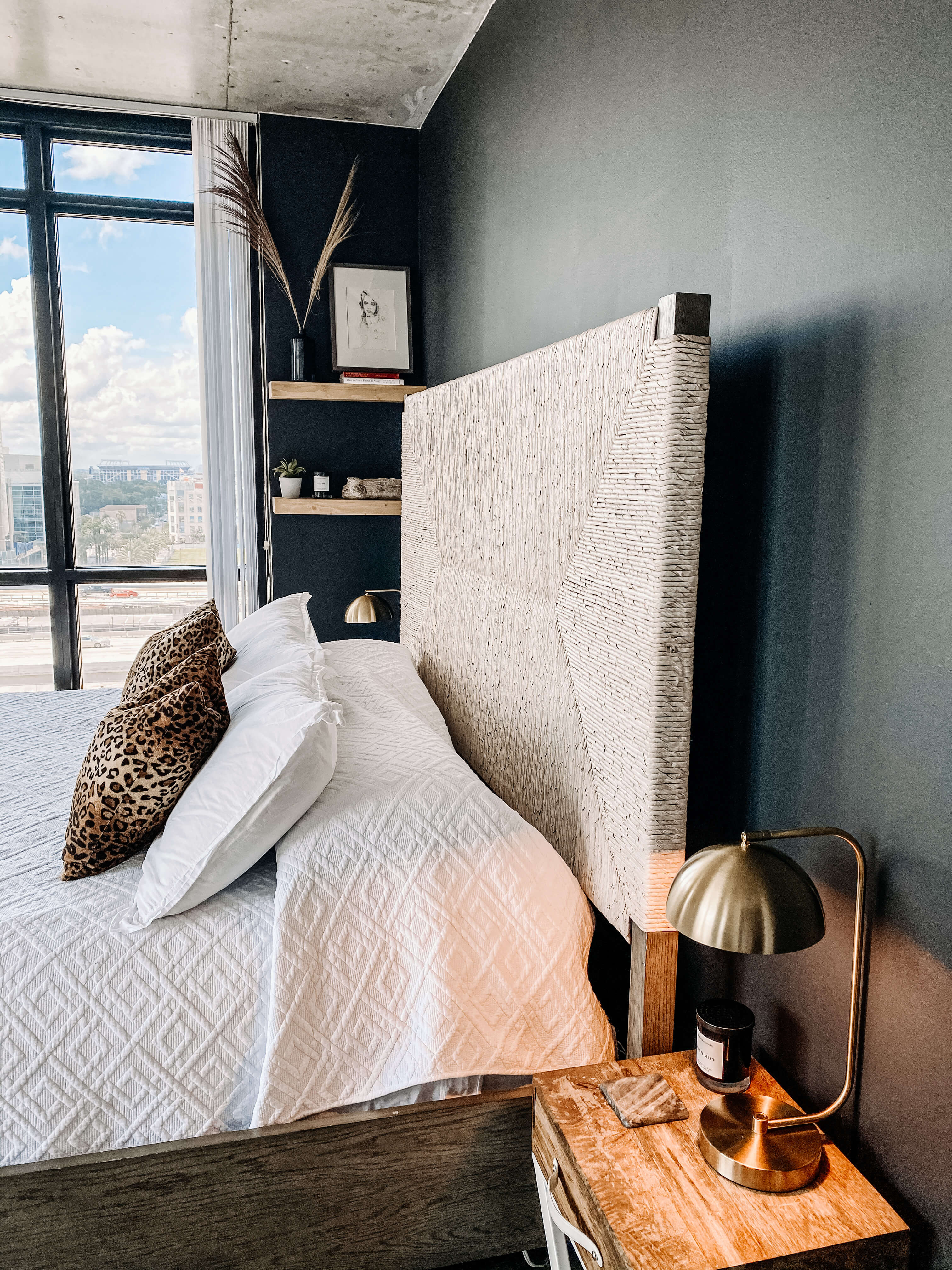 Black accent wall bedroom