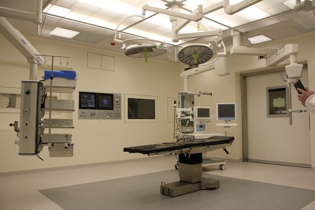 Transplante de traqueia pode ser utilizado como um tratamento a longo prazo para pacientes que sofreram algum dano no órgão. Foto: Reprodução/Unsplash