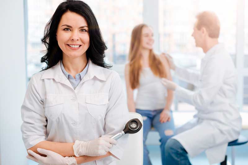 Qual o perfil profissional de um dermatologista?