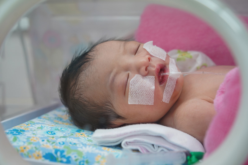 Quais as diferenças entre a RCP pediátrica e em adultos?