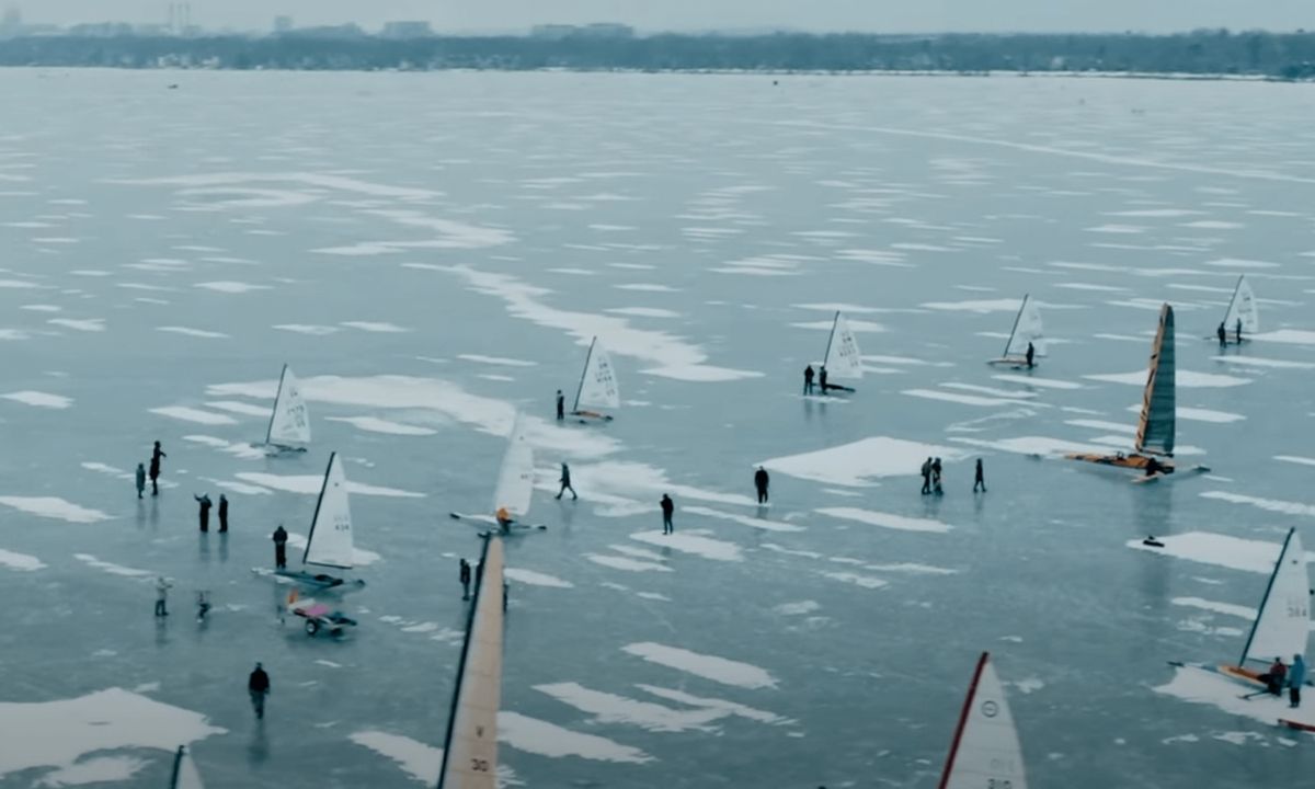Ice yachting boats getting ready for a race
