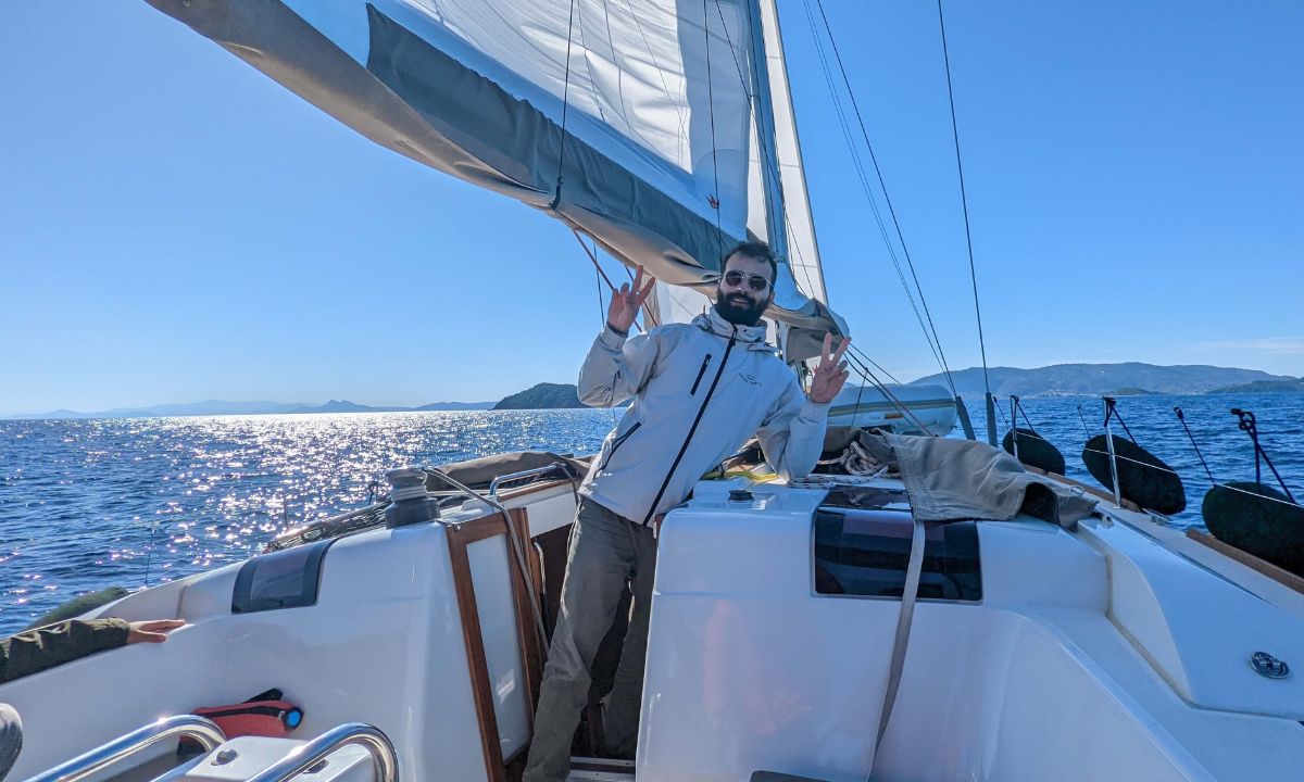 Stefanos Sailing - savvy navvy Engineer